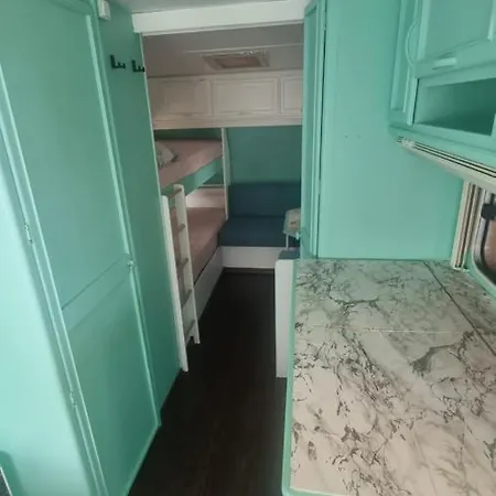 Campsite каравана тиана