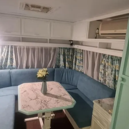 Campsite каравана тиана
